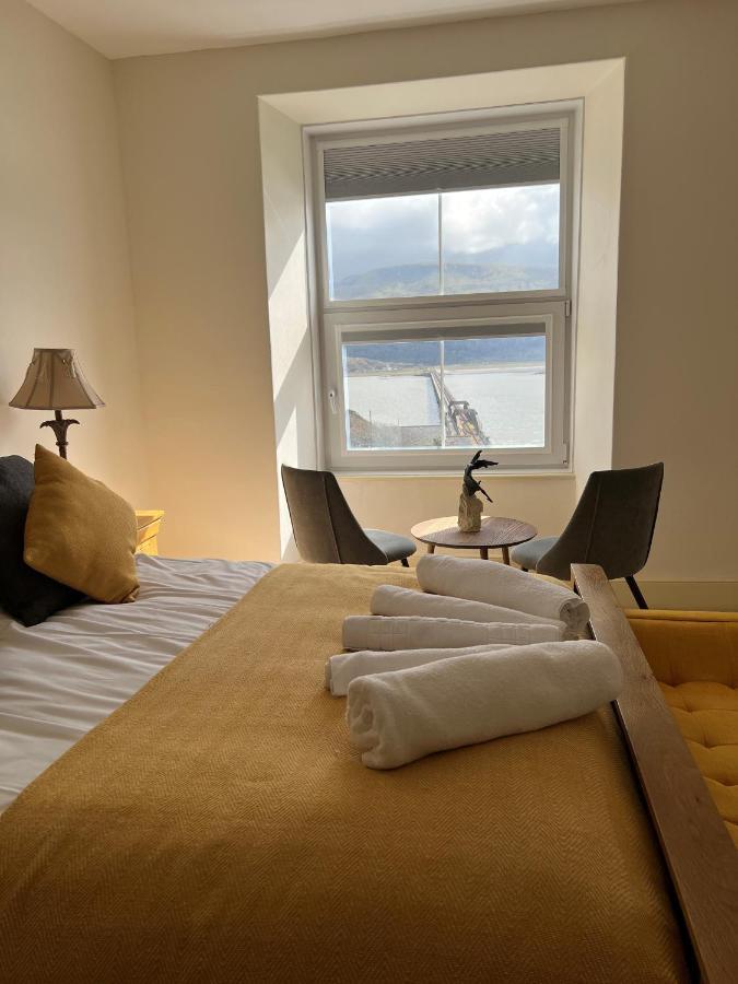No6 Bed & Breakfast Barmouth Eksteriør bilde